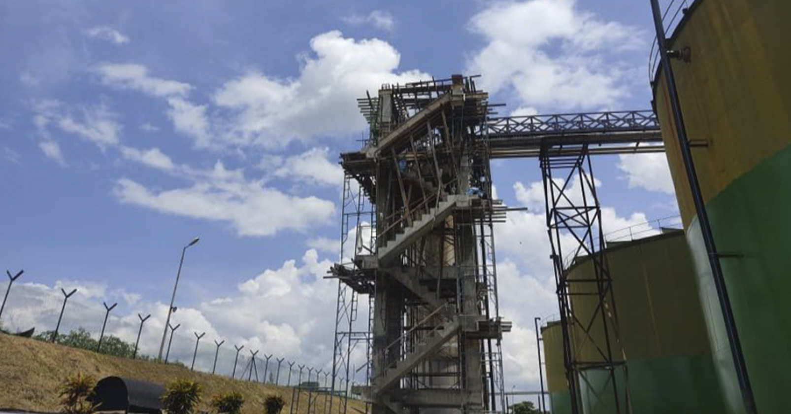 RC Structure, Platform, Staircase & Timber Handrail (Biogas Plant) - Fada Construction Sdn Bhd