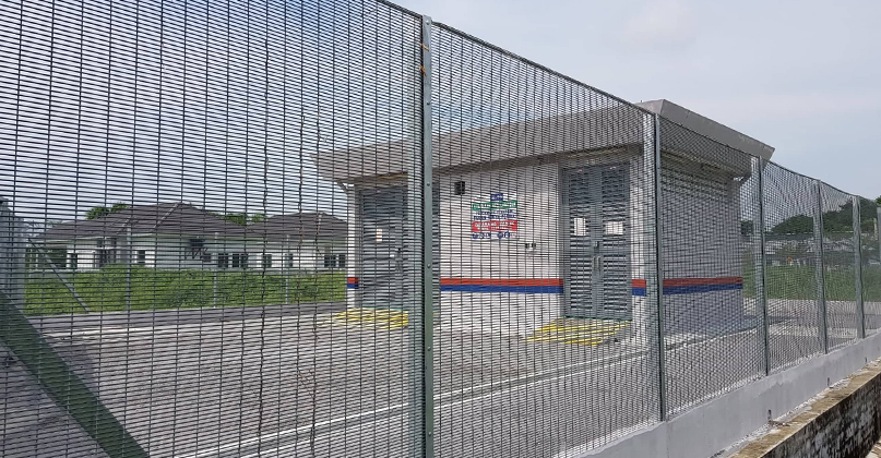 High-Security 358 Welded Mesh Anti-Climb Perimeter Fencing - Fada Construction Sdn Bhd