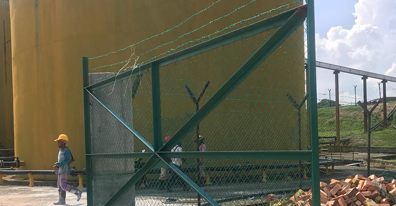 PVC-Coated & Galvanised Chain-Link Perimeter Fencing Works - Fada Construction Sdn Bhd